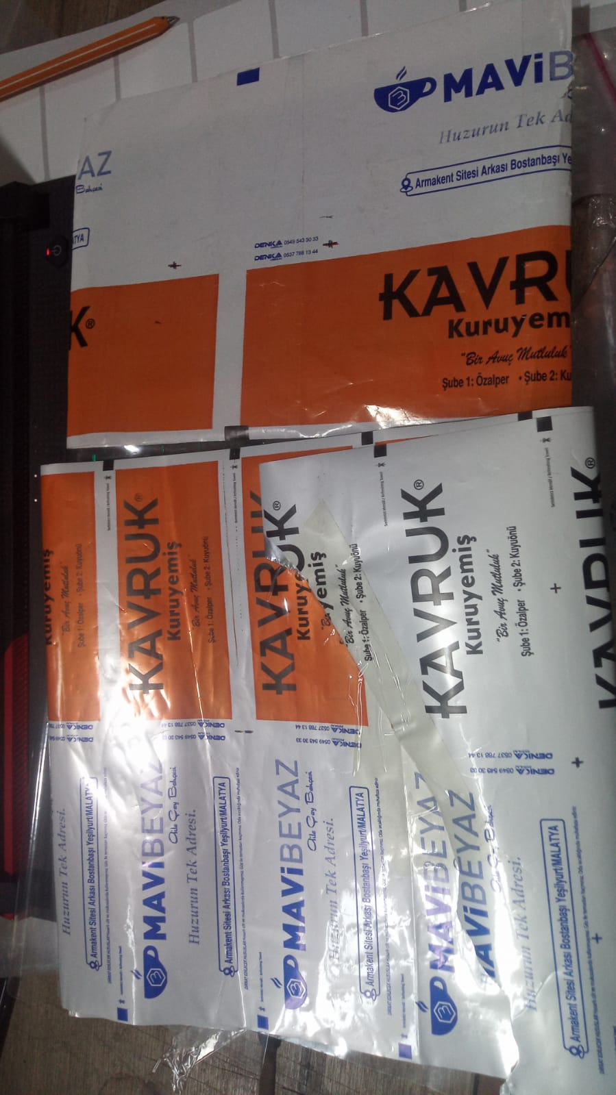 MAVİ BEYAZ AİLE ÇAY BAHÇESİ - KAVRUK KURUYEMİŞ 